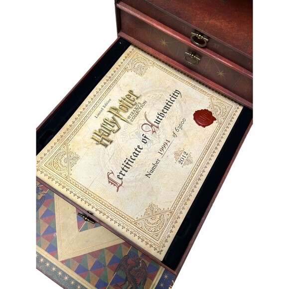 Harry Potter: Hogwarts Collection Blu-ray/DVD, 2012, 31-Disc Set, COA , Limited - Picture 10 of 16